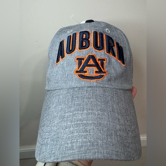 Captivating | NWT Auburn University Gray Logo Adjustable Hat - Picture 3 of 6